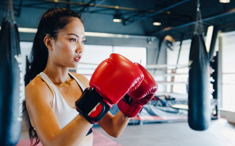 Kickboxing vs Boxing Gloves